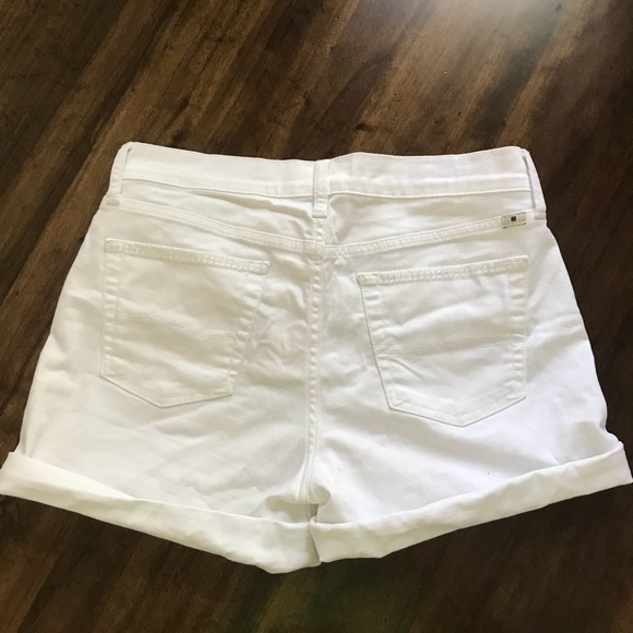 Lucky Brand White Denim Embroidered Shorts - Picture 2 of 5
